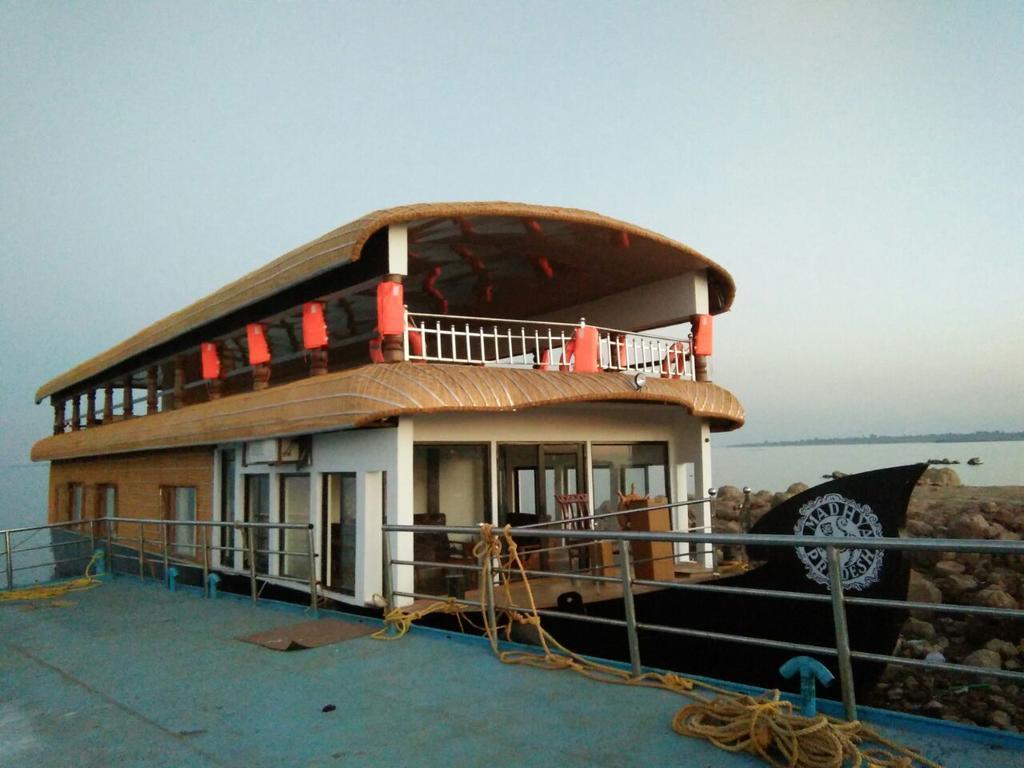 Marari Peace Homestay Mararikulam Bagian luar foto