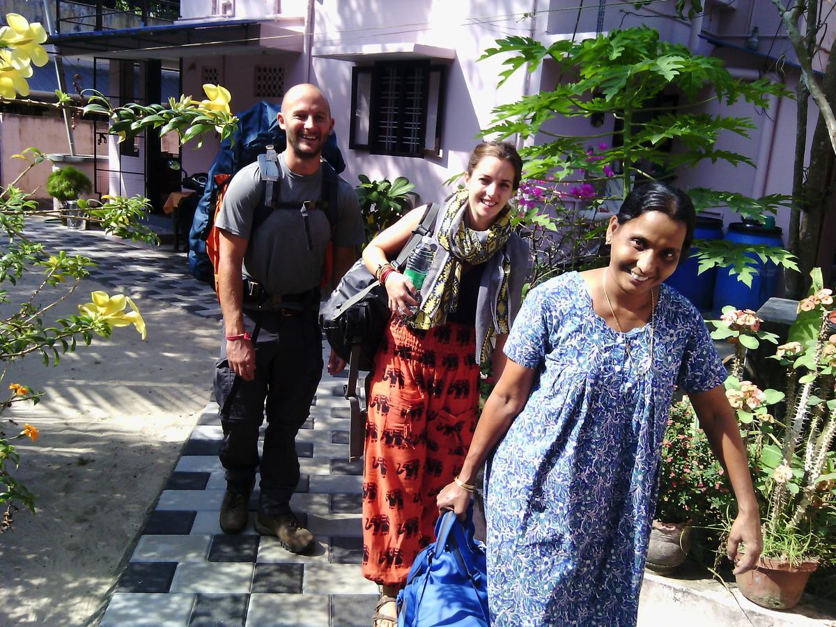 Marari Peace Homestay Mararikulam Bagian luar foto